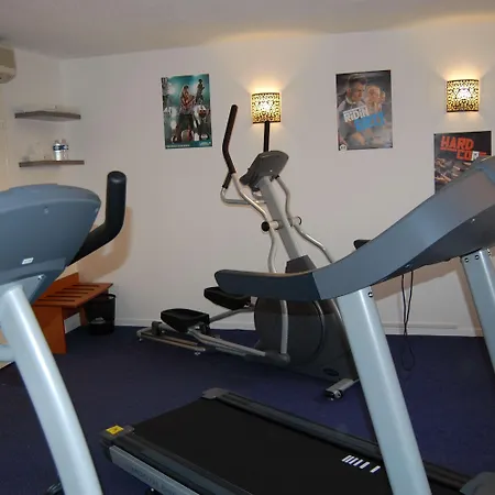 Kyriad Dunkerque Sud - Hotell