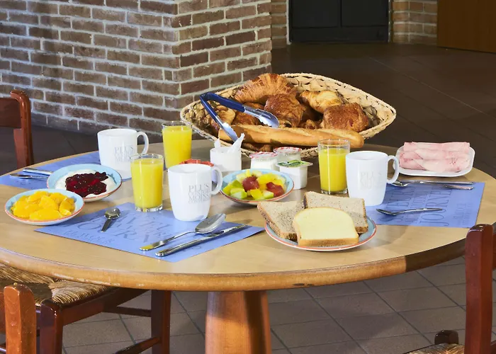 Kyriad Dunkerque Sud - Hotel Loon-Plage