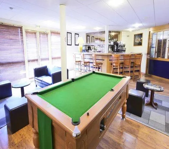 Hotel Kyriad Dunkerque Sud -