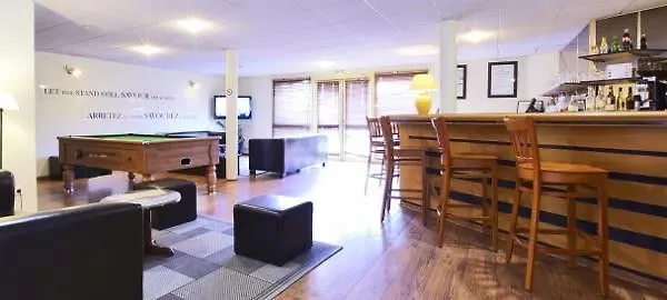 Kyriad Dunkerque Sud - 2* Loon-Plage