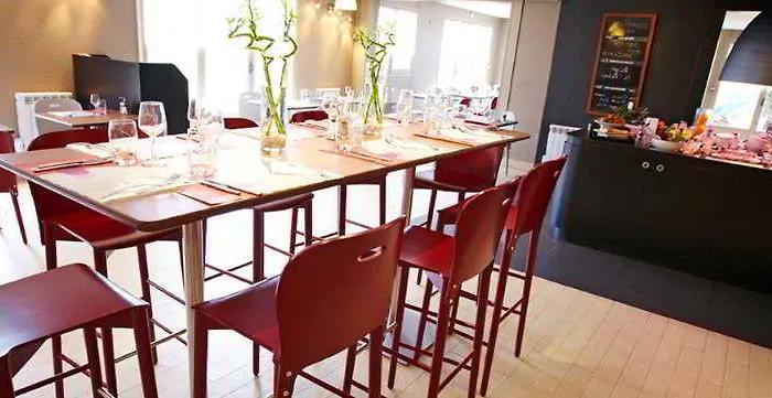 Kyriad Dunkerque Sud - 2*