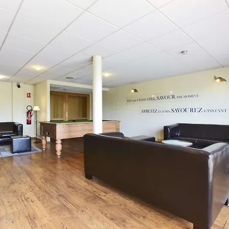 Kyriad Dunkerque Sud - 2* Loon-Plage