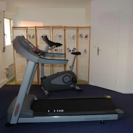 Kyriad Dunkerque Sud - 2* Loon-Plage