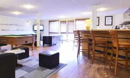 Kyriad Dunkerque Sud - 2* Loon-Plage