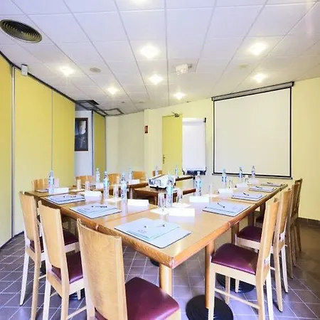 Hotel Kyriad Dunkerque Sud -
